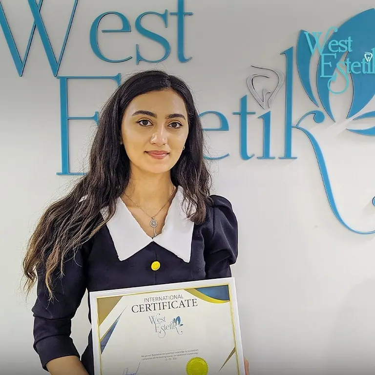 Kosmetologiya kursu: məzun sertifikatı ilə